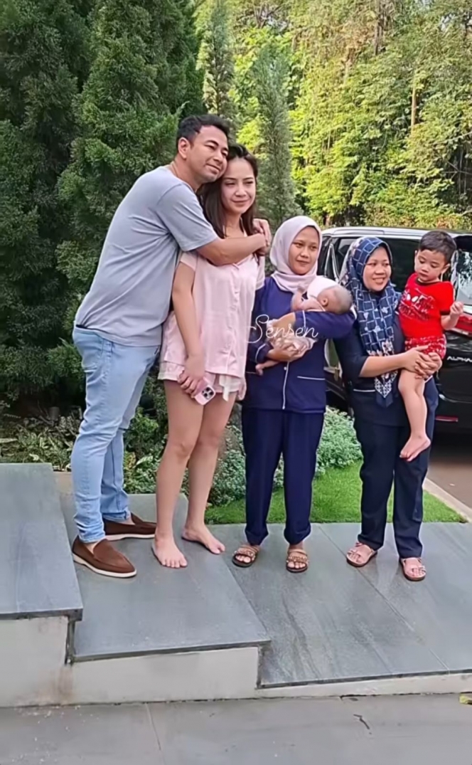 Bakal Hidup Sejahtera, Ini Foto Pengasuh Baby Lily Bayi Perempuan Nagita Slavina yang Jadi Sorotan