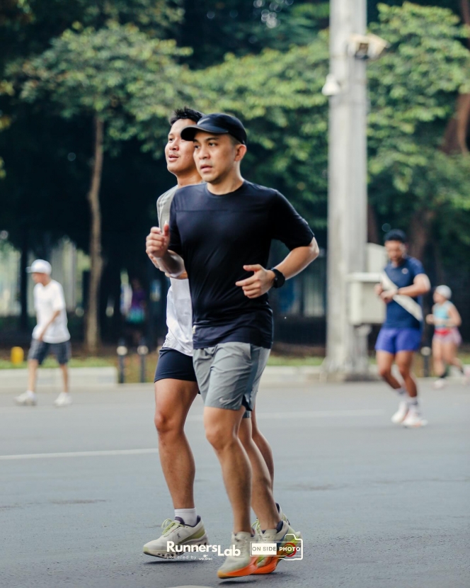 Sudah Putus Lama, 10 Foto Rino Soedarjo dan Gisella Anastasia Jogging Bareng, Balikan Lagi? 