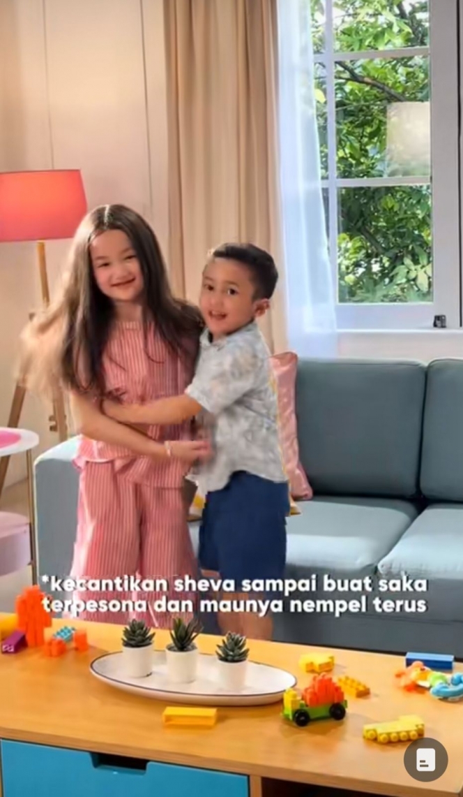 Biasa Keriting, Ini Foto Sheva Anak Kedua Ussy Andhika yang Tampil Cantik dengan Rambut Lurus