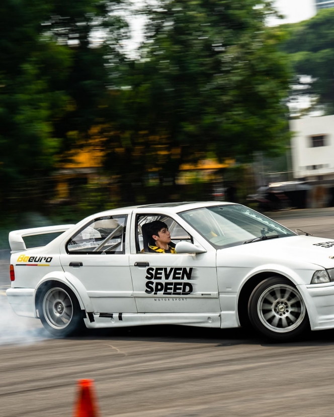 10 Foto Al Ghazali yang Makin Jago Drifting, Siap Ikut Kompetisi Tahun Ini!