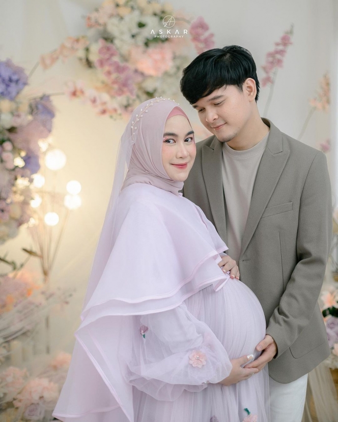 Foto Anisa Rahma Umumkan Kehamilan Kedua, Si Kembar Bahagia Bakal Punya Adik!