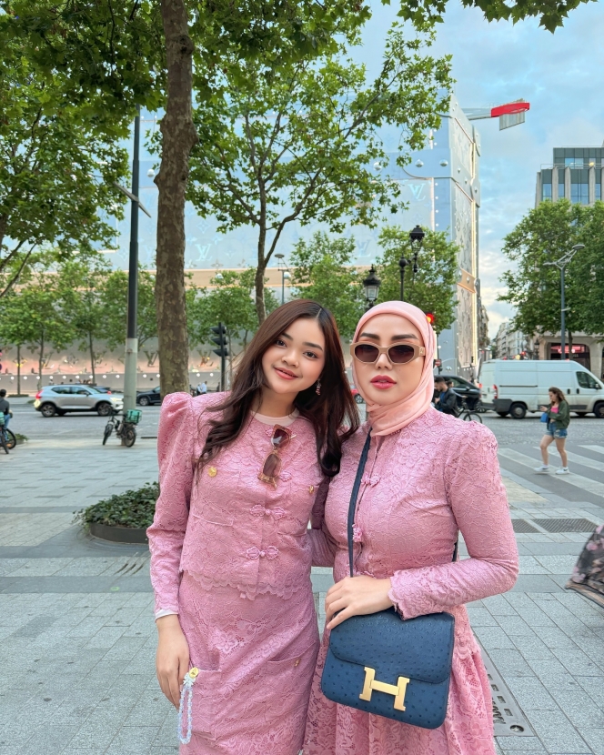 10 Foto Bella Shofie Liburan ke Eropa Bareng Putri Sambung, Selalu Kompak bak Bestie!