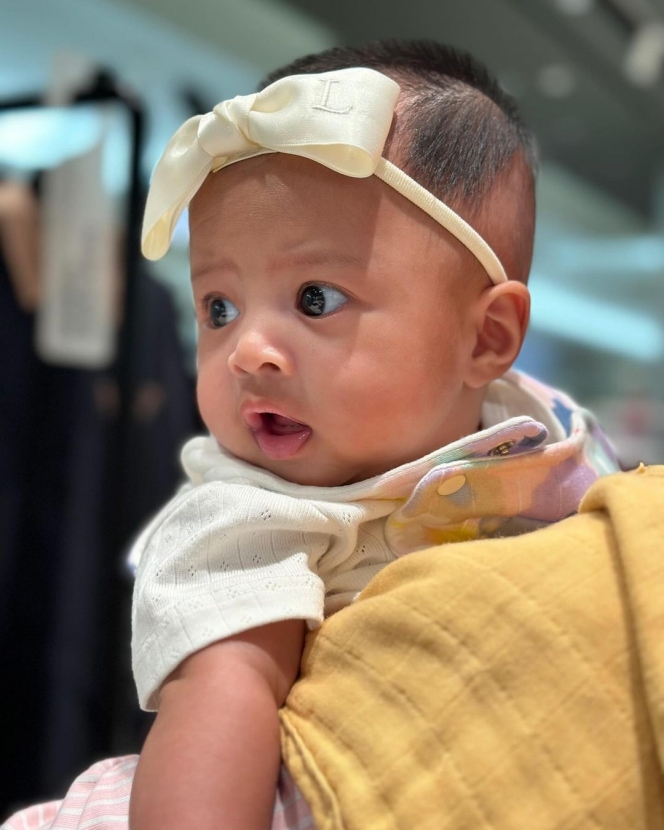 Cantik Banget, Ini Foto Terbaru Baby Lily yang Sudah Lama Ditunggu Warganet