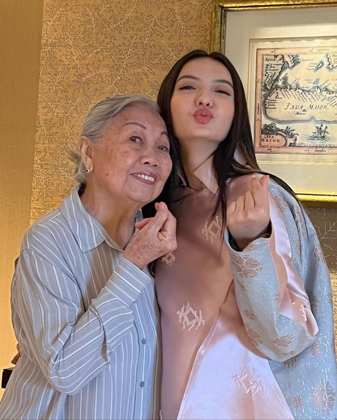 Deretan Foto Raline Shah Habiskan Waktu bareng Sang Nenek, Diajak Jalan-Jalan Keliling Kota