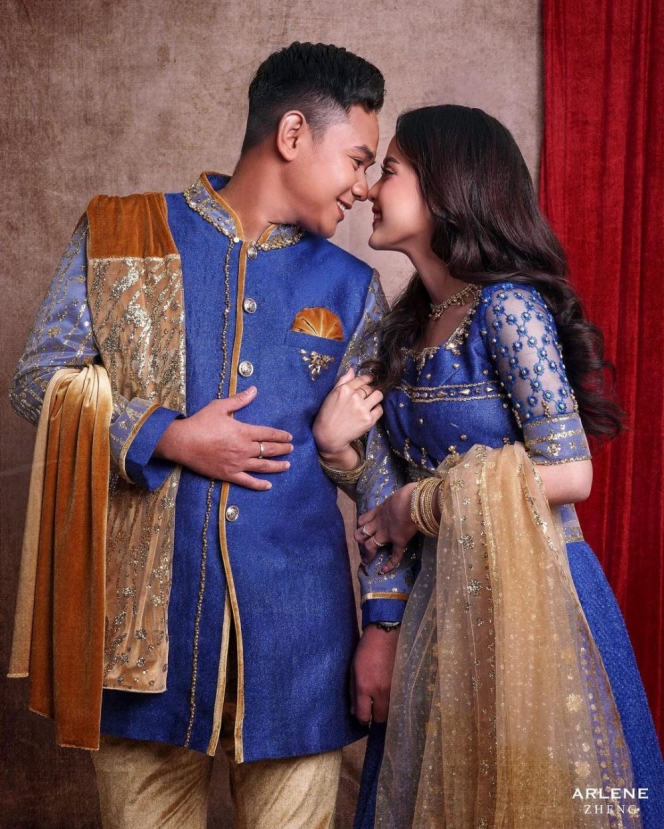 7 Foto Putri Isnari dan Suami Melakukan Photoshoot Tema Bollywood, Bak Pasangan India di Film-film!