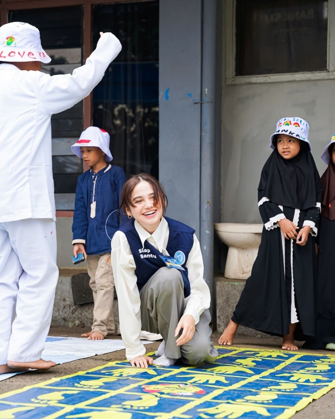 Potret Syifa Hadju Rayakan Ulang Tahun ke-24 di Panti Asuhan, Wajahnya Bahagia Banget!