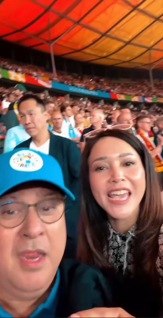 Deretan Foto Momen Maia Estianty Nonton Final Piala Euro 2024 di Jerman, Kompak Bareng Suami!