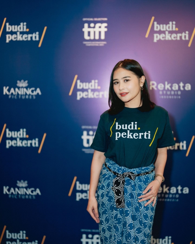 10 Foto Transformasi Prilly Latuconsina yang Sekarang Miliki Badan Langsing dan Ramping Banget