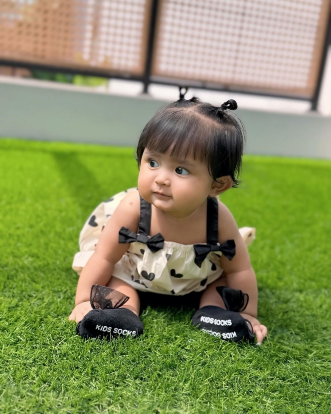 9 Foto Gemas Dek Cunda, Anak Bella Bonita dan Denny Caknan yang Sudah Pandai Berpose di Depan Kamera