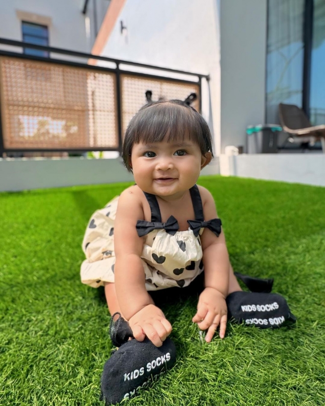 9 Foto Gemas Dek Cunda, Anak Bella Bonita dan Denny Caknan yang Sudah Pandai Berpose di Depan Kamera