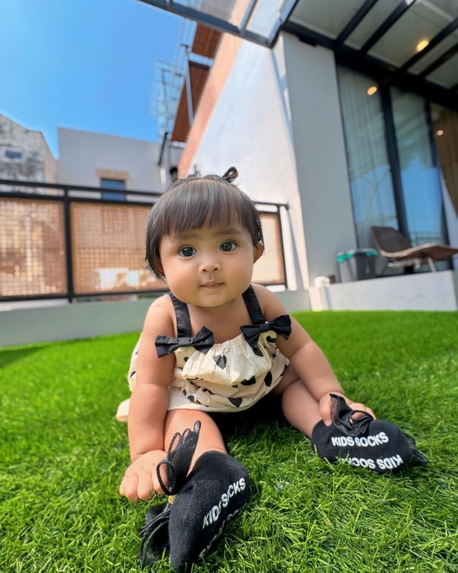 9 Foto Gemas Dek Cunda, Anak Bella Bonita dan Denny Caknan yang Sudah Pandai Berpose di Depan Kamera