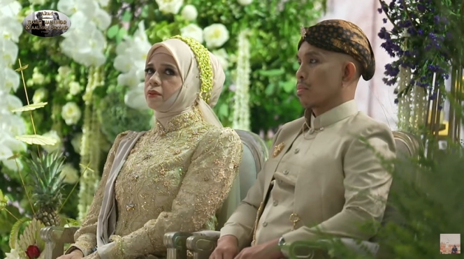 Akhirnya Sah jadi Suami-Istri, Ini 10 Momen Akad Nikah Thariq Halilintar dan Aaliyah Massaid