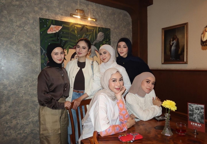 Makin Dekat, Ini Foto Momen Syifa Hadju Ajak El Rumi Kumpul Bareng Geng Arisan Mamayu