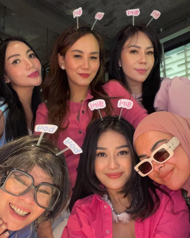 8 Momen Kejutan Baby Shower Syahrini, Fix Punya Anak Kembar nih?