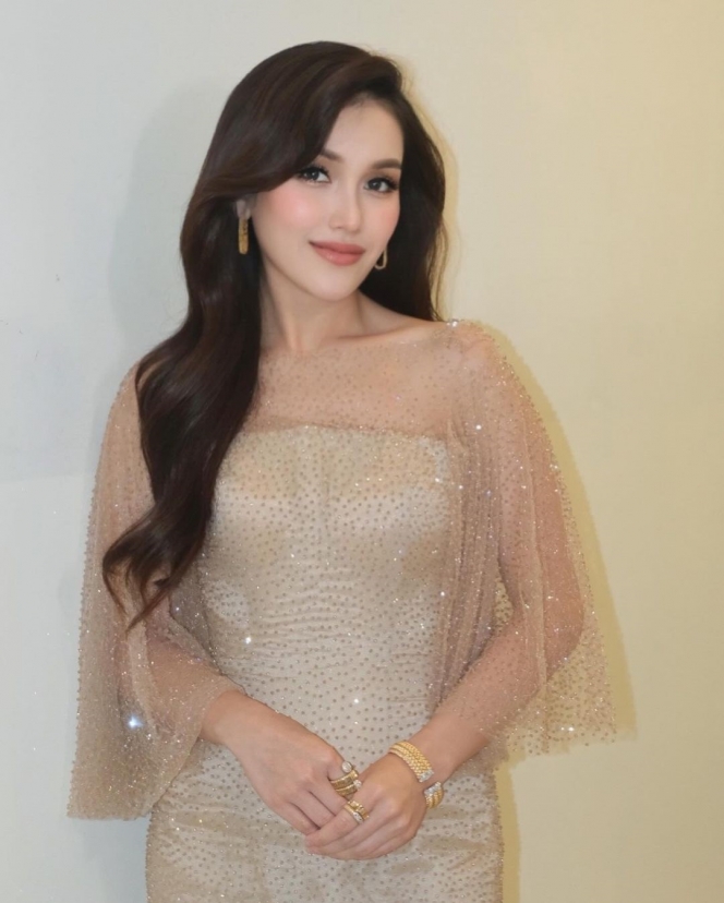 Ayu Ting Ting Dilarang Oplas oleh Netizen, Penampilannya Dibilang Sudah Cantik Paripurna