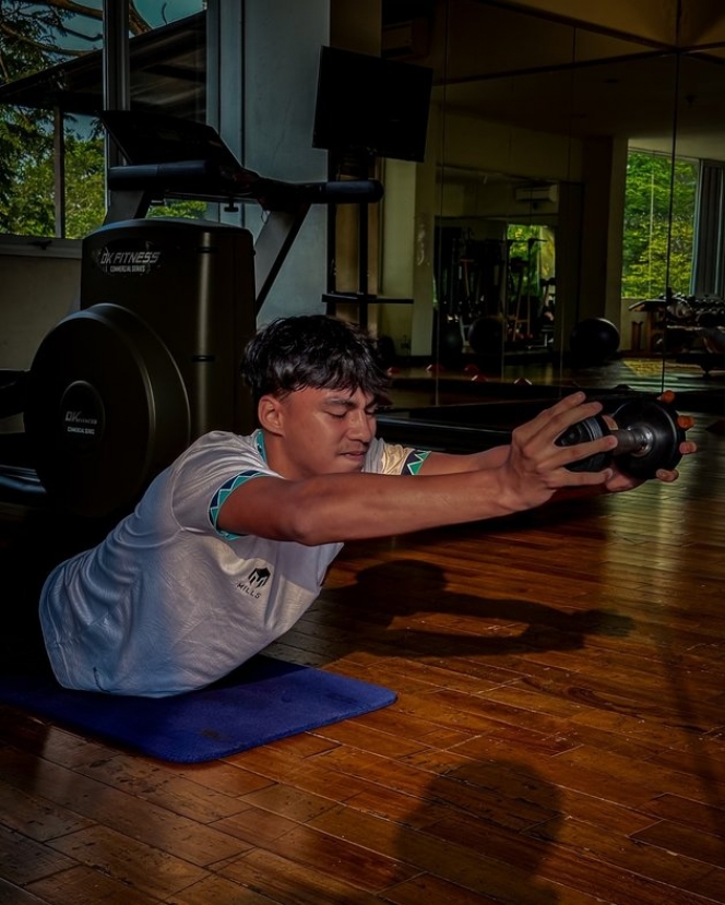 7 Foto Diego Anak Darius Sinathrya Berlatih di Gym, Tetap Semangat Latihan Meskipun Dicoret dari Timnas Indonesia U-16