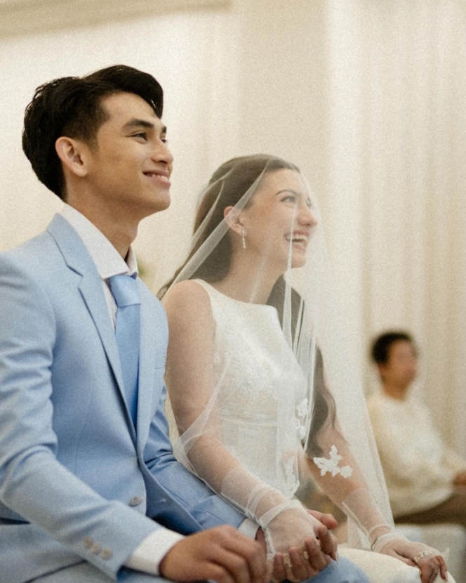 15 Foto Pemberkatan Nikah Cassandra Lee dan Ryuken Lie, Digelar Sederhana Tapi Penuh Keharuan