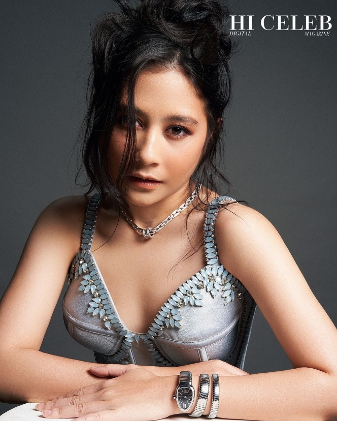 10 Foto Prilly Latuconsina di Majalah Hi Celeb, Tampak Elegan dan Menawan 